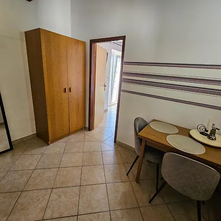 Mira 2 Apartman