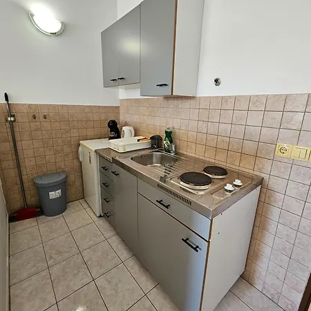 Appartamento Mira 2 Baška