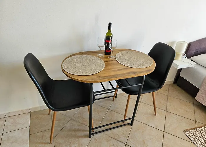 Appartamento Mira 2 Baška