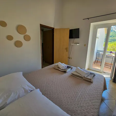 Apartment Mira 2